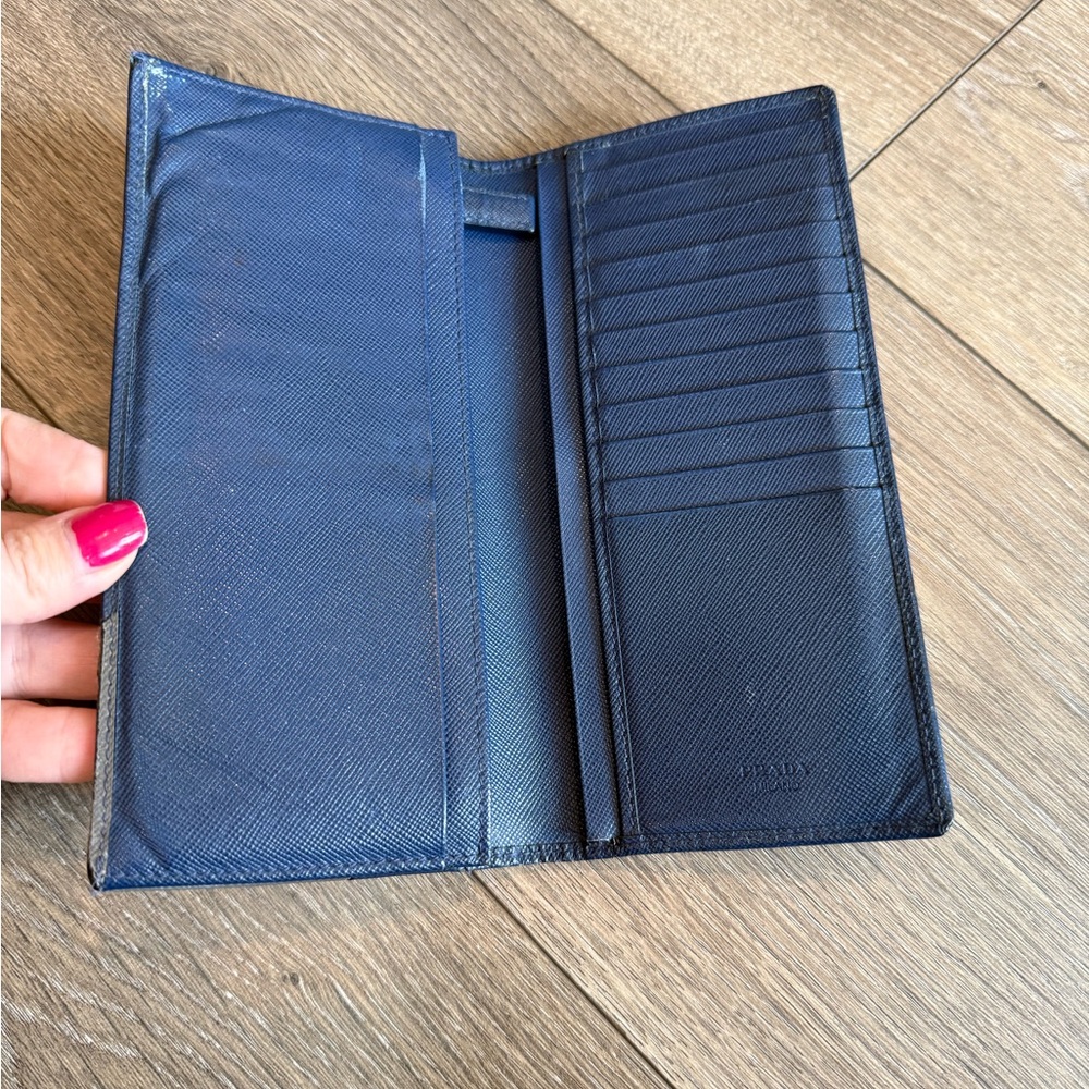Vintage Prada Blue Leather Wallet - Picture 6 of 16